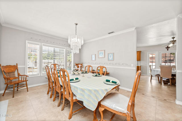 2210 Via Loma, Camarillo CA: https://media.crmls.org/mediaz/89fd1e65-cec9-4866-a9c6-2eb1529dc537.jpg