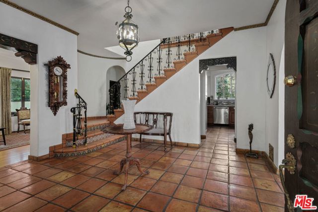 Image 3 for 451 S Highland Ave, Los Angeles, CA 90036