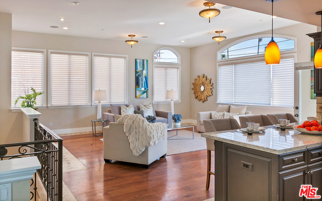 814 ESPLANADE, Redondo Beach, California 90277, 3 Bedrooms Bedrooms, ,3 BathroomsBathrooms,Residential,Sold,ESPLANADE,17205676