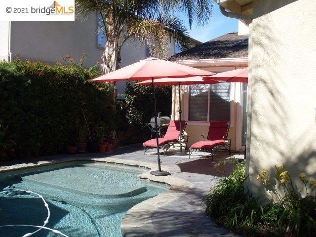 952 Sawyer Ct Brentwood, California Great location in Garin ranch 3 bedroom 2 bath home with pool. This home sits on a court location and has great curb appeal. This a must see home. The property has been up graded and very clean. This adorable home is close to parks and downtown Bentwood.