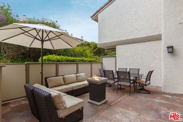 88 Cresta Verde Drive, Rolling Hills Estates, California 90274, 3 Bedrooms Bedrooms, ,3 BathroomsBathrooms,Residential,Sold,Cresta Verde,21793362