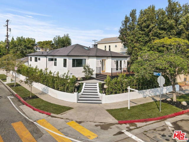 Image 3 for 9173 Airdrome St, Los Angeles, CA 90035