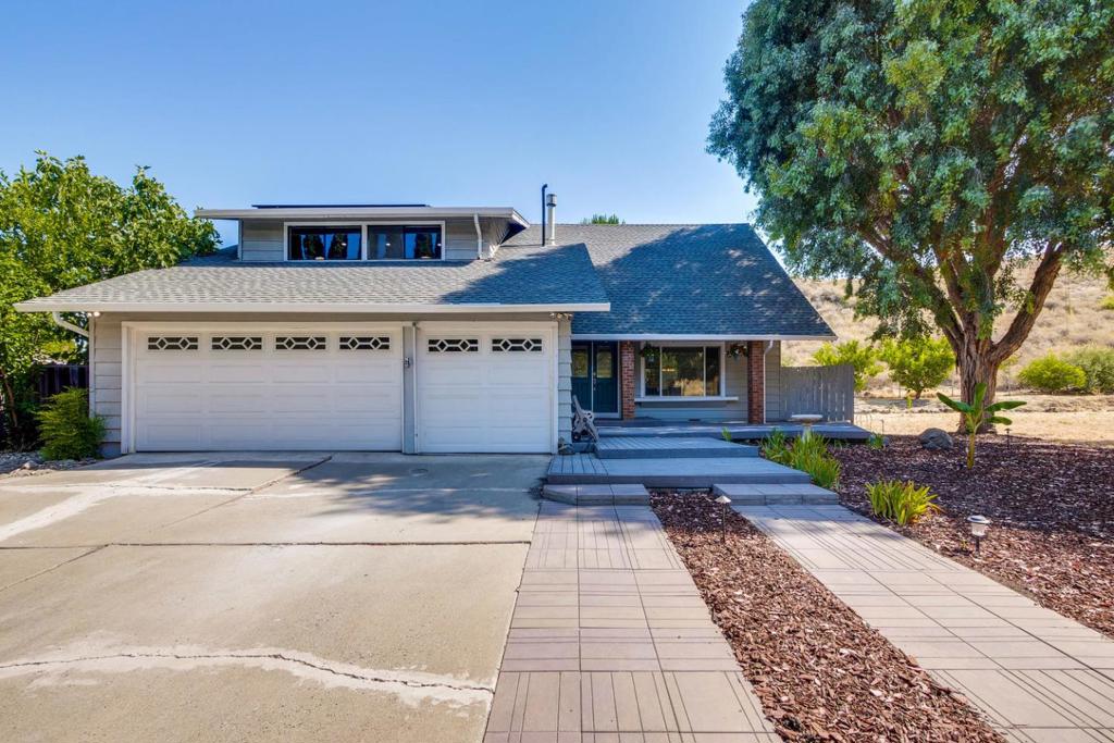 154 Cheltenham Way