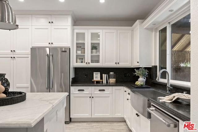 4 Bed Home for Sale in Sherman Oaks, California