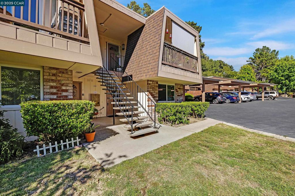 146 Ascot Court #2