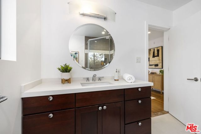 Drew Fenton | 654 Elkins Road Los Angeles CA | MLS: 7411480