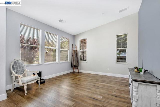 Image 11 of 28 For 2913 Haddington Ct