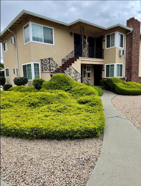 494 Dover Way, Campbell CA: https://media.crmls.org/mediaz/8a02554f-d47a-4dd8-a317-26a9ce1a6b38.jpg