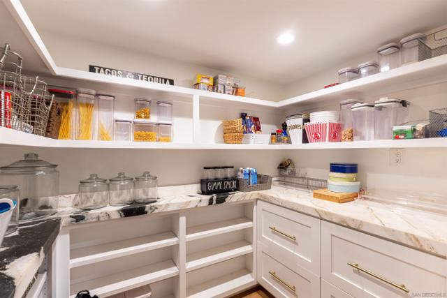 14224 Harrow Place, Poway CA: https://media.crmls.org/mediaz/8a03020e-cb51-4ca3-ae83-1d358fad817b.jpg