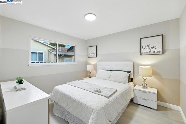 35856 Adobe Dr, Fremont CA: https://media.crmls.org/mediaz/8a04e9d1-5455-4bec-90c7-02f6d18445d3.jpg