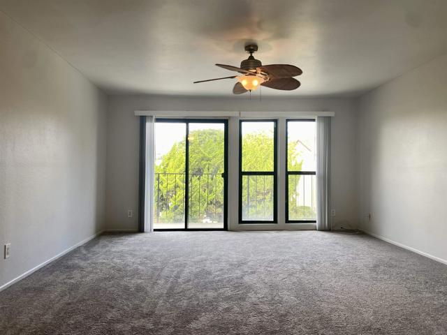 Detail Gallery Image 14 of 19 For 2507 Navarra Dr #202,  Carlsbad,  CA 92009 - 1 Beds | 1 Baths