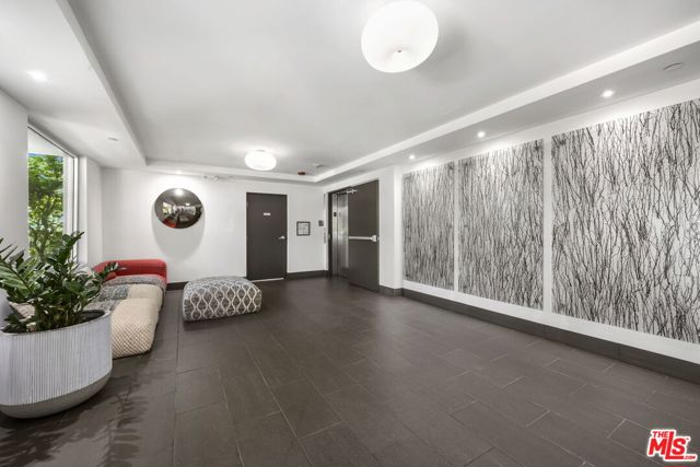 Drew Fenton | 900 S Westgate Avenue Los Angeles CA | MLS: 7293720
