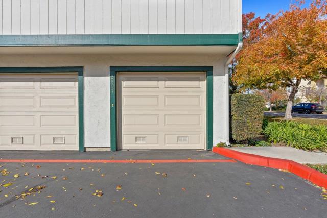 2557 Blue Rock Court, San Jose CA: https://media.crmls.org/mediaz/8a0513e1-9747-4072-af3a-de40a2eef08e.jpg