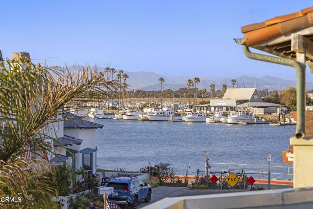 Detail Gallery Image 2 of 48 For 124 San Clemente Ave, Oxnard,  CA 93035 - 3 Beds | 3 Baths