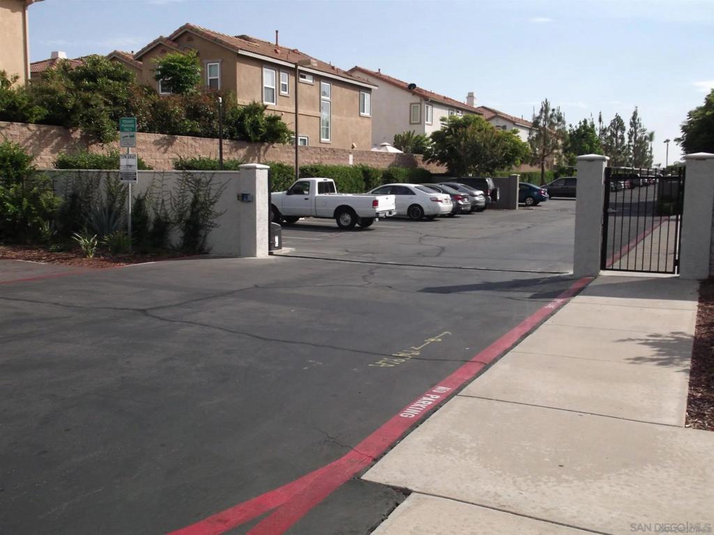 417 N Citrus Ave #29