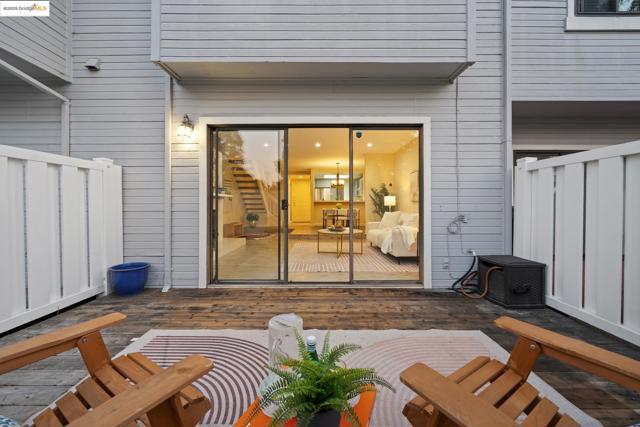 3732 Northridge Dr, Richmond CA: https://media.crmls.org/mediaz/8a060c8a-9cfe-40af-b870-cc36edcd47b4.jpg