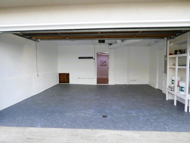 4 Royce Way, Daly City CA: https://media.crmls.org/mediaz/8a063c12-5fe0-4c00-9c64-ba6f0de97720.jpg
