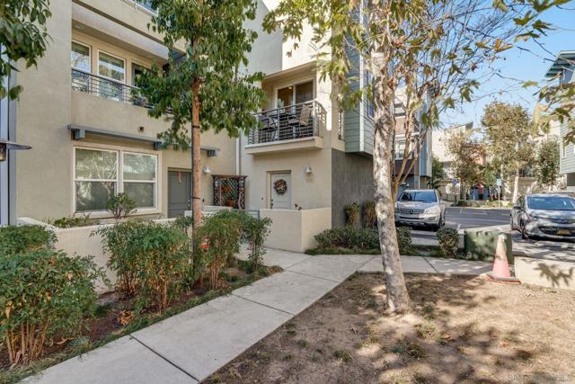 218 Antoni Gln, Escondido, California 92025, 2 Bedrooms Bedrooms, ,2 BathroomsBathrooms,Townhouse,For Sale,Antoni Gln,250001026SD