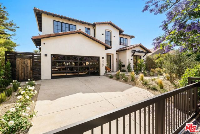 3267 Colby Avenue, Los Angeles CA: https://media.crmls.org/mediaz/8a0742ea-8502-4132-bbc0-28fb9060fe37.jpg