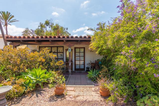 4714 16 Arizona St, San Diego CA: https://media.crmls.org/mediaz/8a08c271-8fac-43ca-82c7-71e7e290993a.jpg