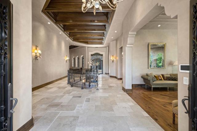 25751 Elena Road, Los Altos Hills CA: https://media.crmls.org/mediaz/8a08d4b0-9200-4e58-bb82-5e9febd0f1ee.jpg