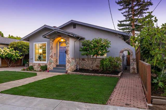 833 Linden Avenue, Burlingame CA: https://media.crmls.org/mediaz/8a08d630-c660-4f5d-8750-d16ff1bf7f13.jpg