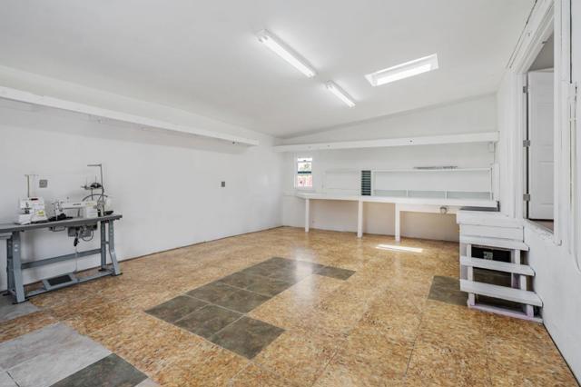 1790 Tulare Avenue, Richmond CA: https://media.crmls.org/mediaz/8a08d685-8070-4b11-80f5-aa9543cd9eee.jpg