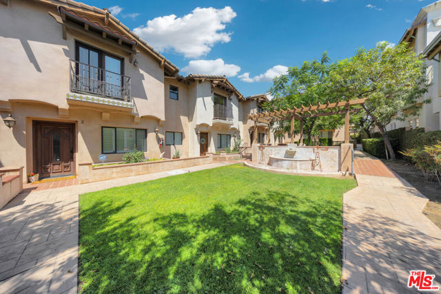 2449 Oswego Street, Pasadena CA: https://media.crmls.org/mediaz/8a09e3f8-6bb0-4b6d-bdc2-c86357290025.jpg