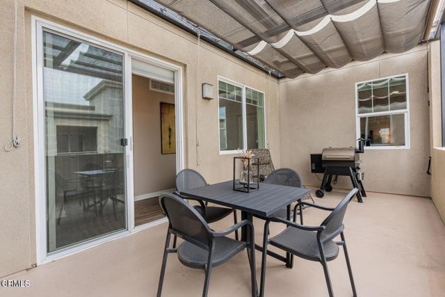 2810 Wagon Wheel Road, Oxnard CA: https://media.crmls.org/mediaz/8a0bfbf4-c98e-41b6-b9ba-7a1f36ccac44.jpg