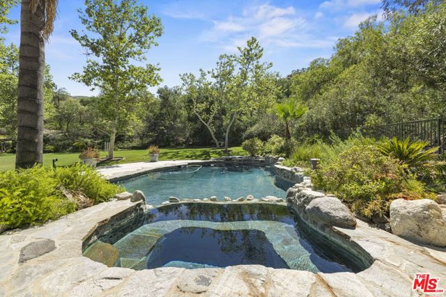 Image 52 of 64 For 26954 Whitehorse Place