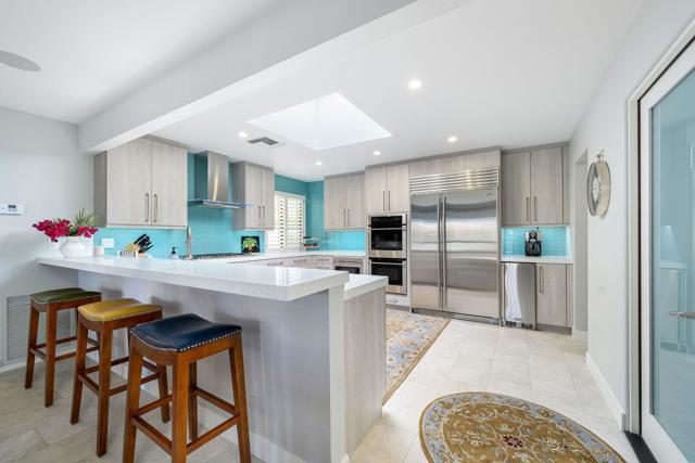 66 Dartmouth Drive, Rancho Mirage CA: https://media.crmls.org/mediaz/8a0d46db-da9b-4b98-87dd-c19eeb29ad13.jpg