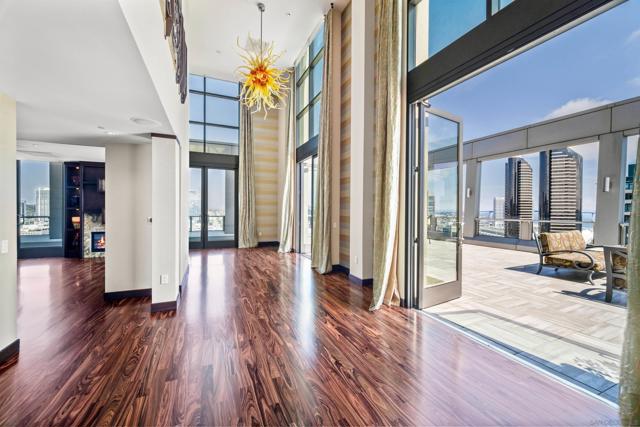 Image 19 of 74 For 645 Front St  2204