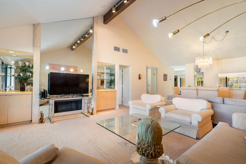 MLS #219136500DA image #17