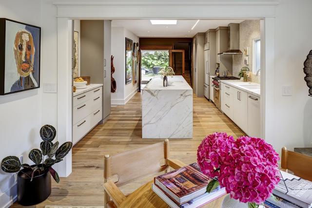 2147 Pine St, San Diego CA: https://media.crmls.org/mediaz/8a0fd753-ed6a-431b-aa02-f34e5d9d3eb9.jpg