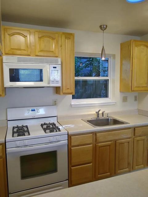 1240 Mckendrie Street, San Jose CA: https://media.crmls.org/mediaz/8a1101d4-161e-4de9-abe2-117f26c18a43.jpg