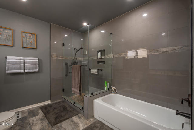 Detail Gallery Image 17 of 31 For 670 Lions Gate Dr, Oxnard,  CA 93030 - 3 Beds | 2/1 Baths