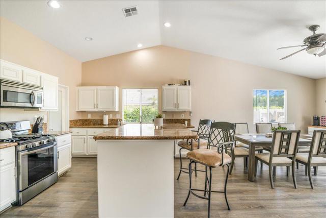 41736 Moneaque Rode, Bermuda Dunes CA: https://media.crmls.org/mediaz/8a11c5d3-c6c9-4222-897e-bc49af93e7e2.jpg
