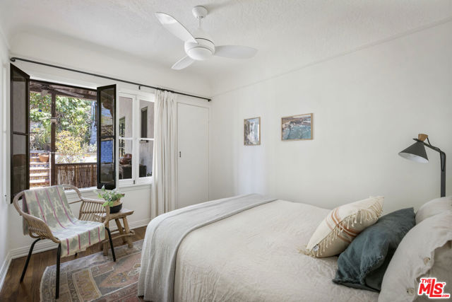 6105 Mount Angelus Drive, Los Angeles CA: https://media.crmls.org/mediaz/8a129c0d-6147-4e8d-aabd-c6810bfc87a2.jpg