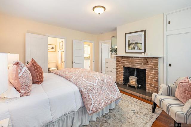 4655 Coronado Ave., San Diego CA: https://media.crmls.org/mediaz/8a1333d4-ff24-4925-b6d9-0dd133ca08f3.jpg