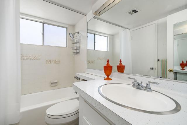 1943 E Tachevah Drive, Palm Springs CA: https://media.crmls.org/mediaz/8a13ed5c-4e79-4f3e-9090-2343684605b4.jpg