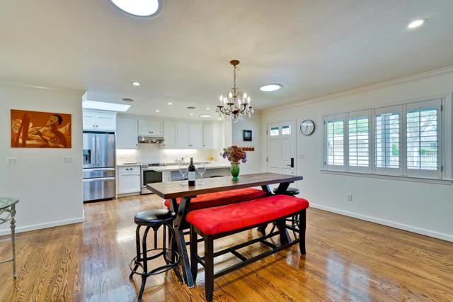 12714 Camrose Avenue, Saratoga CA: https://media.crmls.org/mediaz/8a1546e8-3c71-4996-ae06-933fffef9f89.jpg