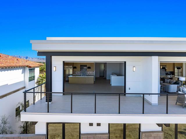61993 Fullerton Dr, Thermal CA: https://media.crmls.org/mediaz/8a1622e2-80c4-42d6-a030-2ad890e4ebc9.jpg