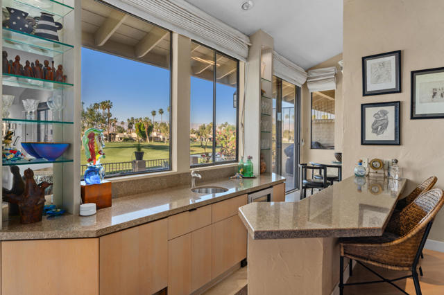 402 Running Springs Drive, Palm Desert, CA 92211