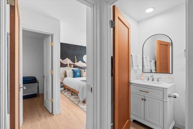 17-42265 Wisconsin Ave -11