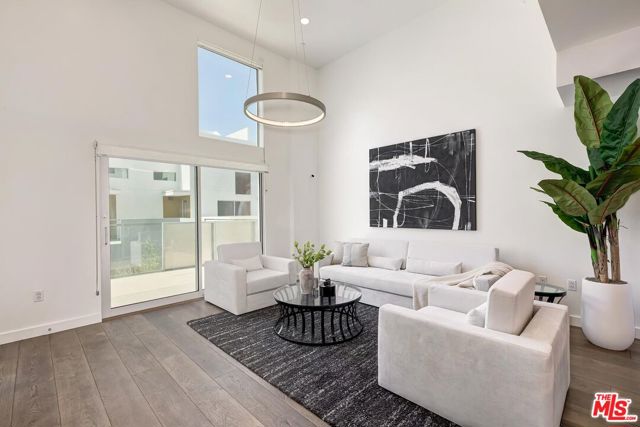 3 Bed Home for Sale in Santa Monica, California
