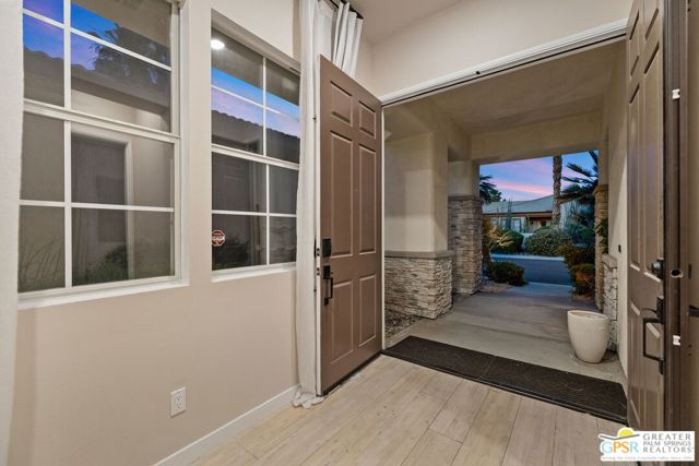 35871 Calle Raphael, Cathedral City CA: https://media.crmls.org/mediaz/8a184131-45f8-4781-b4ea-d3bdbc69125e.jpg
