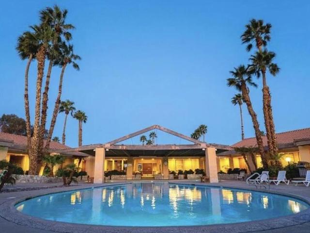 74711 Dillon Rd Spc 746, Desert Hot Springs CA: https://media.crmls.org/mediaz/8a1862db-20cc-49d8-95de-9048fc519c93.jpg
