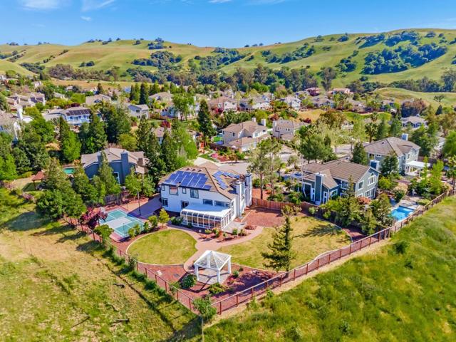 3163 Hawkcrest Circle, San Jose CA: https://media.crmls.org/mediaz/8a18f26c-05e9-4f30-a25c-0ffce893ded3.jpg