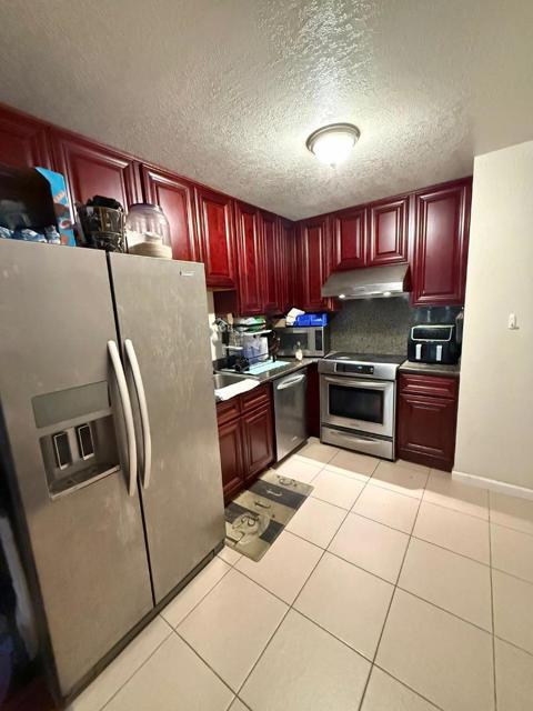 891 Bellevue Avenue, Daly City CA: https://media.crmls.org/mediaz/8a198f91-38f7-43f0-91cb-46fcfd6d2265.jpg