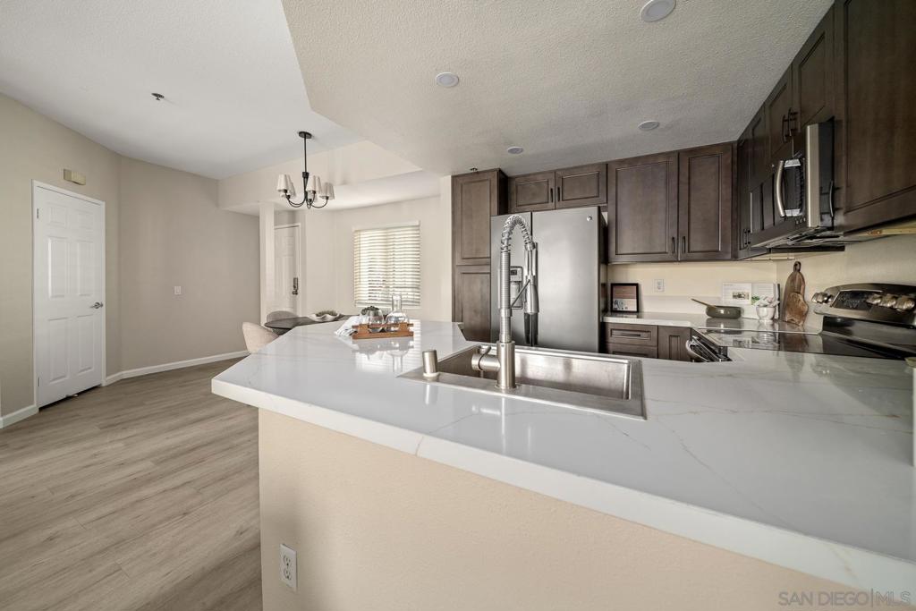 680 Camino De La Reina - photo 9